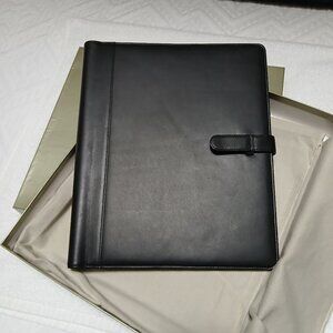 Levenger Circa Leather Jacket (Letter) in Black -- NEW IN BOX